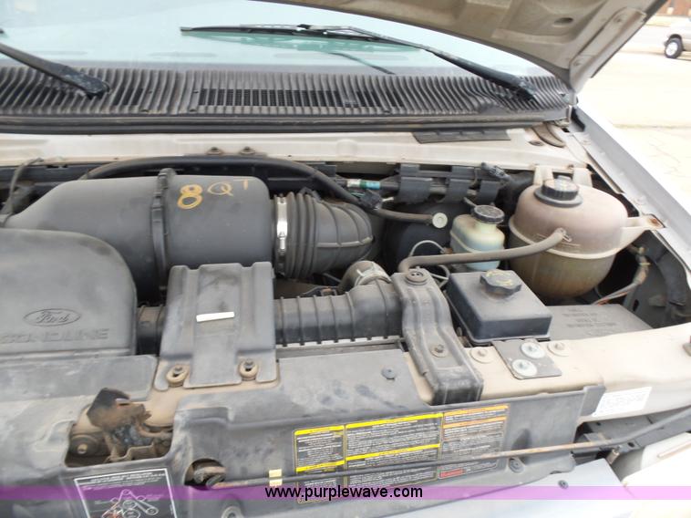 image for item L5765 1997 Ford Club Wagon E350 Super van