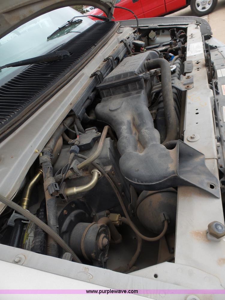 image for item L5767 1995 Ford Club Wagon E350 Super van