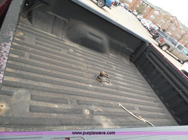 image for item L5768 2006 Ford F250 Super Duty SuperCrew pickup truck