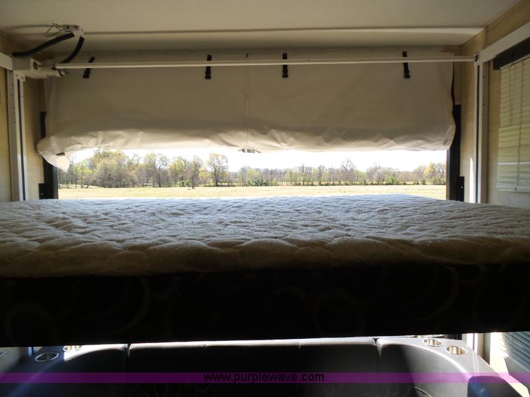 image for item L5791 2011 Raptor Velocity travel trailer RV