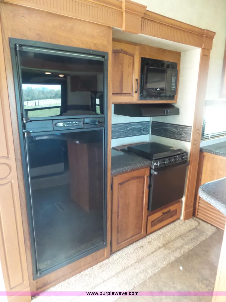 image for item L5791 2011 Raptor Velocity travel trailer RV