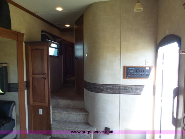 image for item L5791 2011 Raptor Velocity travel trailer RV