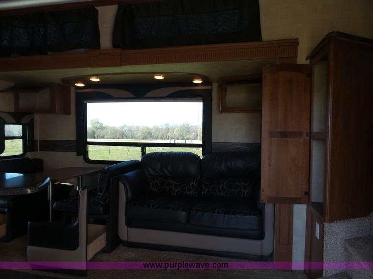 image for item L5791 2011 Raptor Velocity travel trailer RV