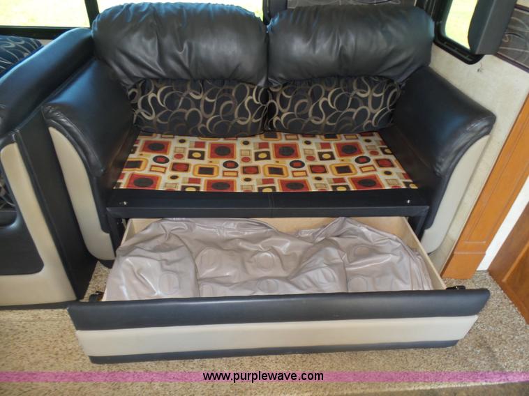 image for item L5791 2011 Raptor Velocity travel trailer RV