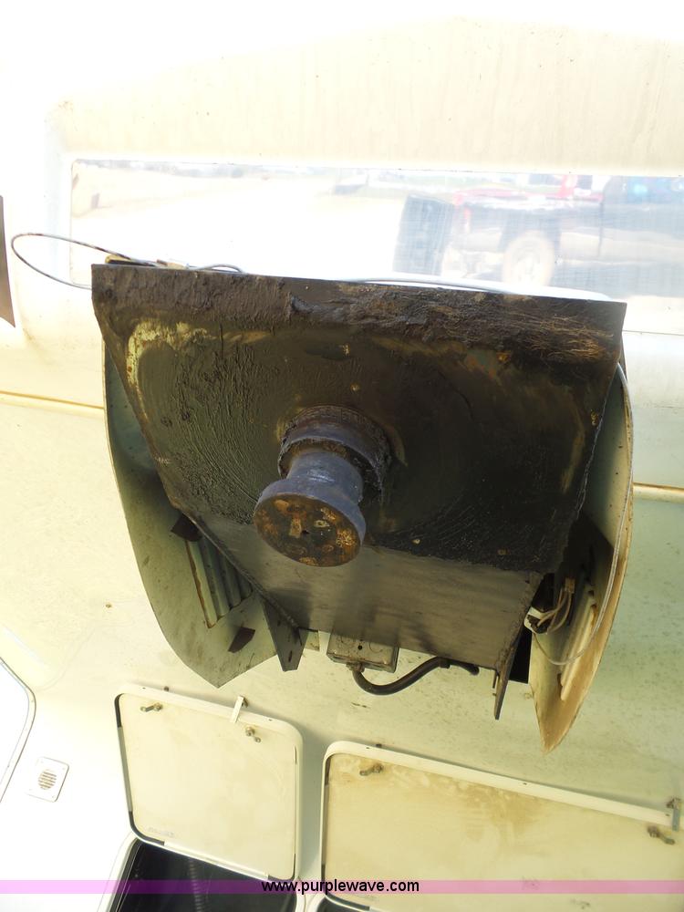 image for item L5791 2011 Raptor Velocity travel trailer RV