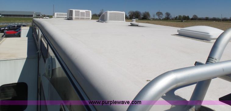 image for item L5791 2011 Raptor Velocity travel trailer RV