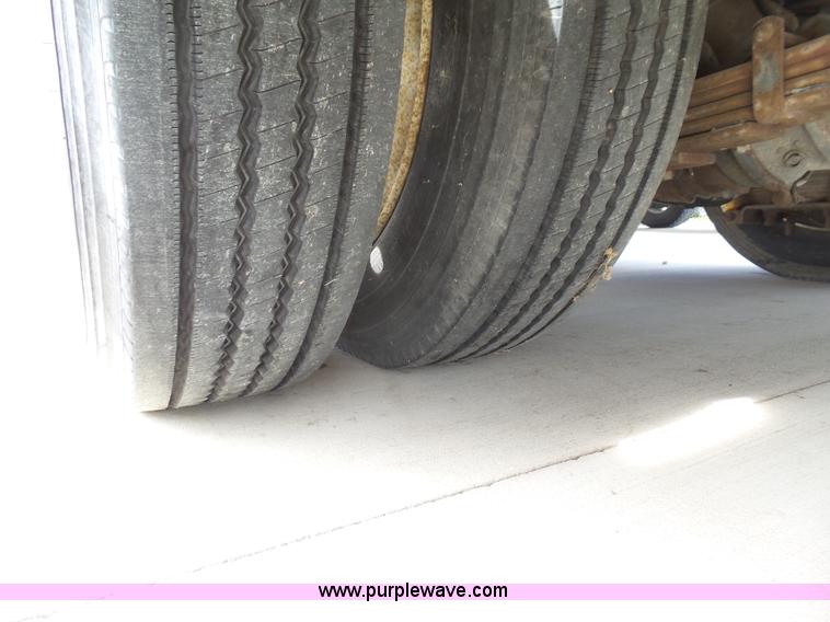 image for item L6288 1992 Champion Europremier RV