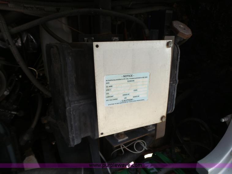 image for item L6288 1992 Champion Europremier RV