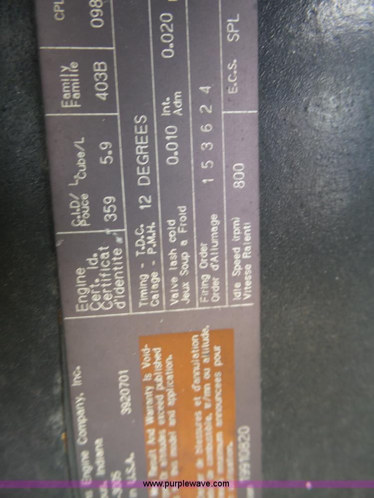 image for item L6288 1992 Champion Europremier RV