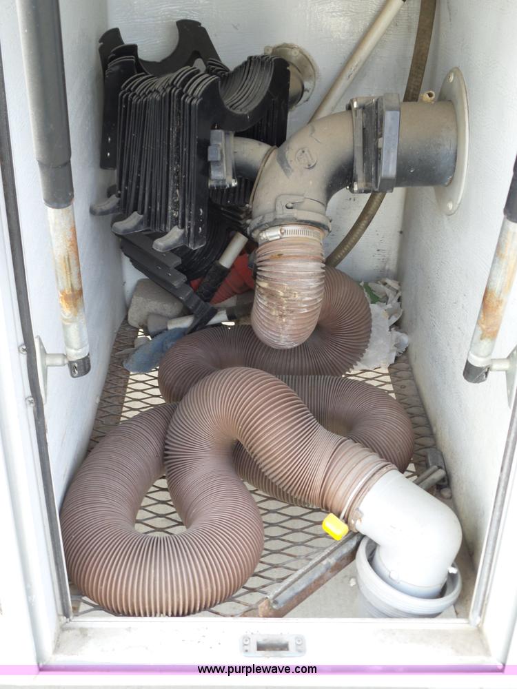 image for item L6288 1992 Champion Europremier RV