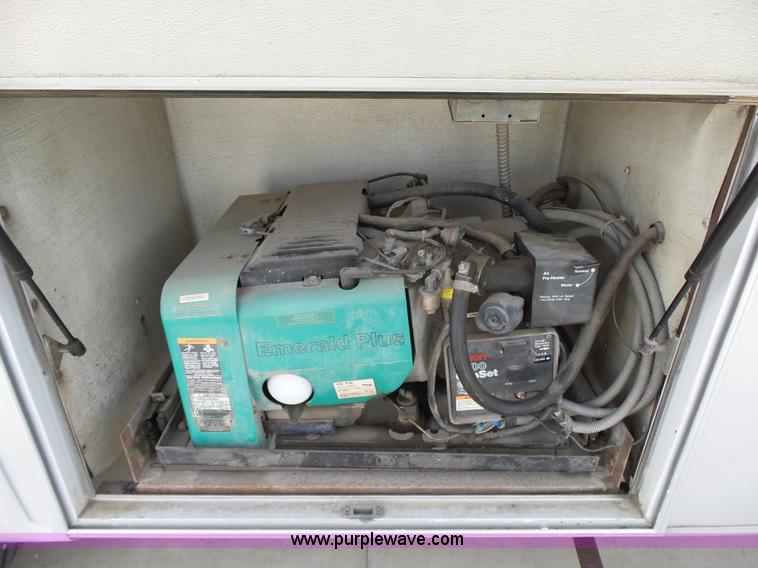 image for item L6288 1992 Champion Europremier RV