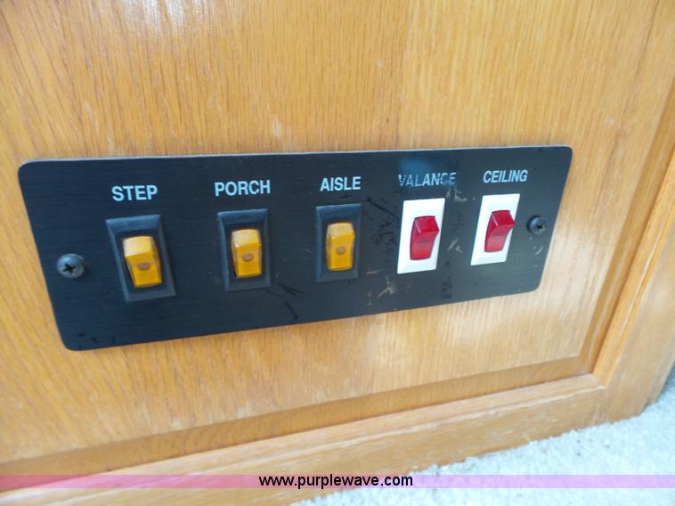 image for item L6288 1992 Champion Europremier RV