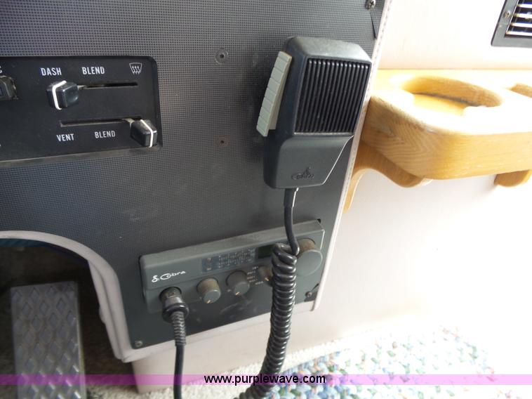 image for item L6288 1992 Champion Europremier RV