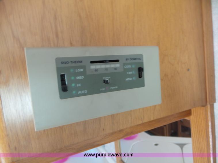 image for item L6288 1992 Champion Europremier RV