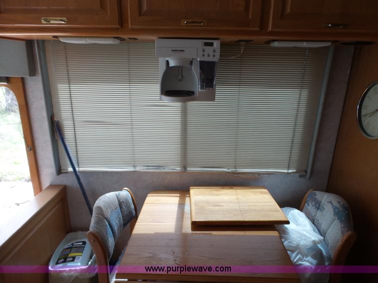 image for item L6288 1992 Champion Europremier RV