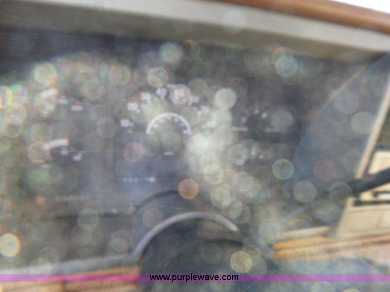 image for item L6299 1989 Chevrolet 1500 Ext. Cab pickup truck