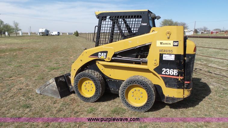 image for item L6536 2007 Caterpillar 236B skid steer