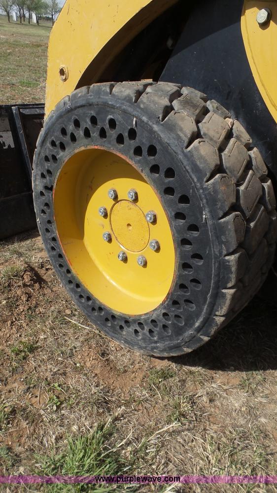 image for item L6536 2007 Caterpillar 236B skid steer