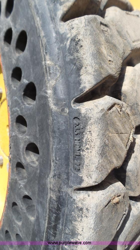 image for item L6536 2007 Caterpillar 236B skid steer