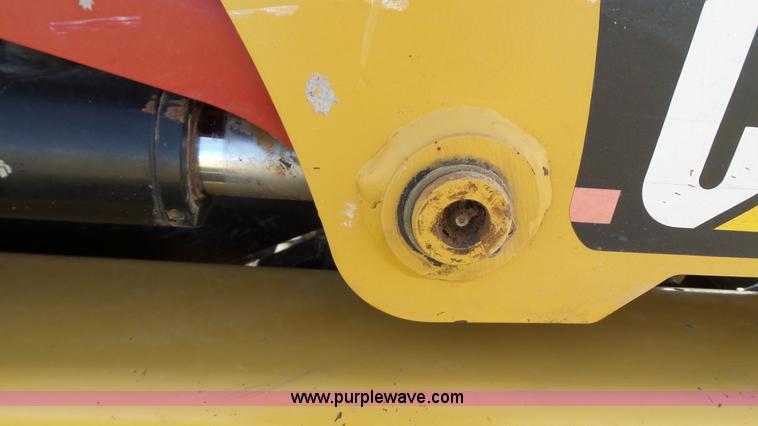 image for item L6536 2007 Caterpillar 236B skid steer