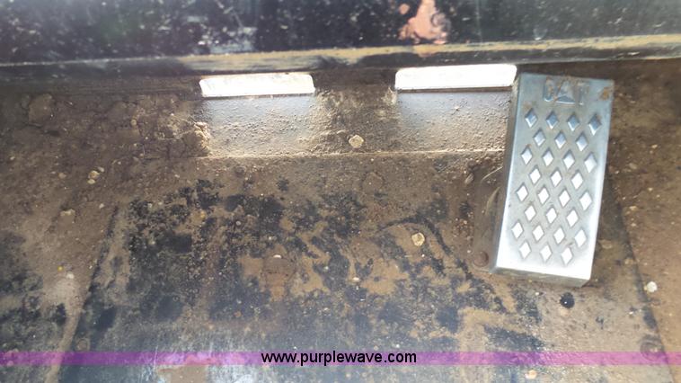 image for item L6536 2007 Caterpillar 236B skid steer