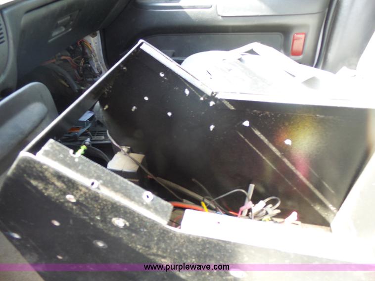 image for item L7344 2008 Ford Crown Victoria Police Interceptor