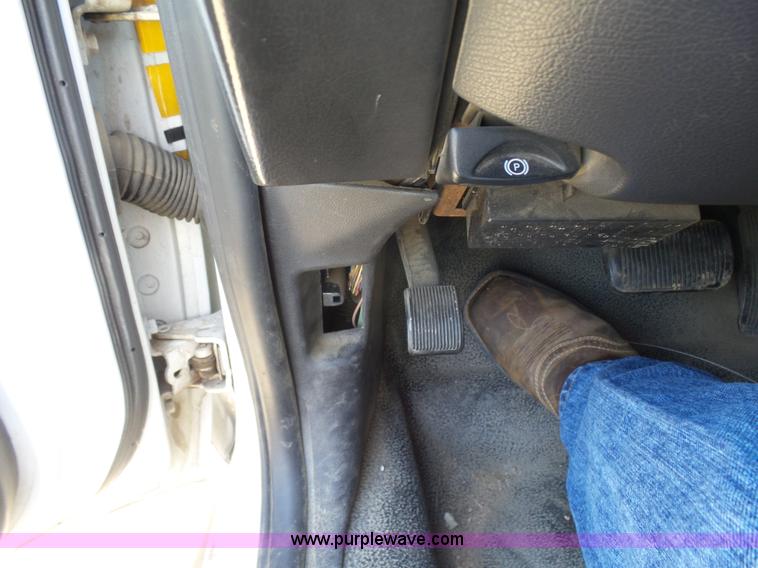 image for item L7344 2008 Ford Crown Victoria Police Interceptor