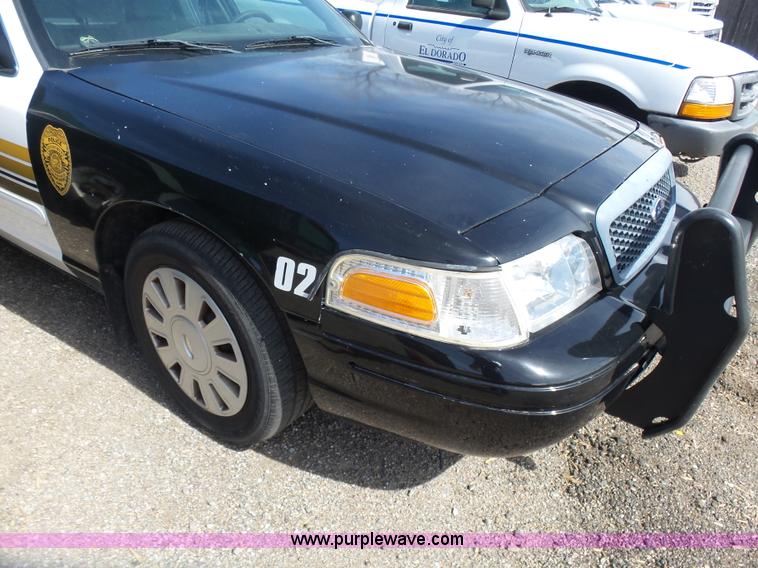 image for item L7344 2008 Ford Crown Victoria Police Interceptor