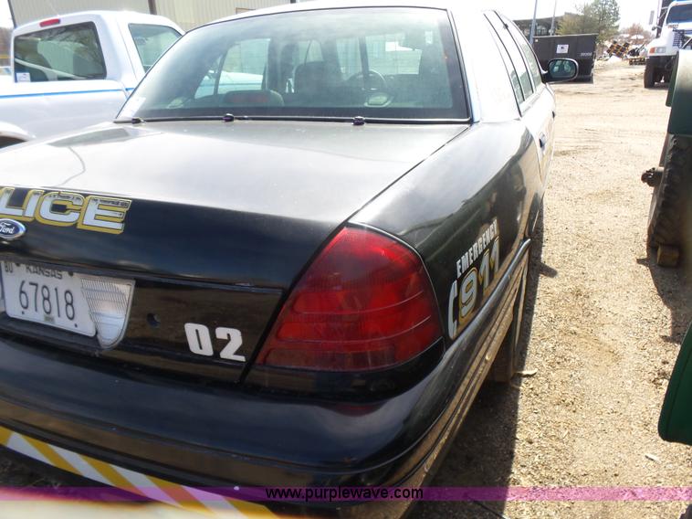 image for item L7344 2008 Ford Crown Victoria Police Interceptor