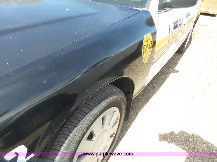 image for item L7344 2008 Ford Crown Victoria Police Interceptor