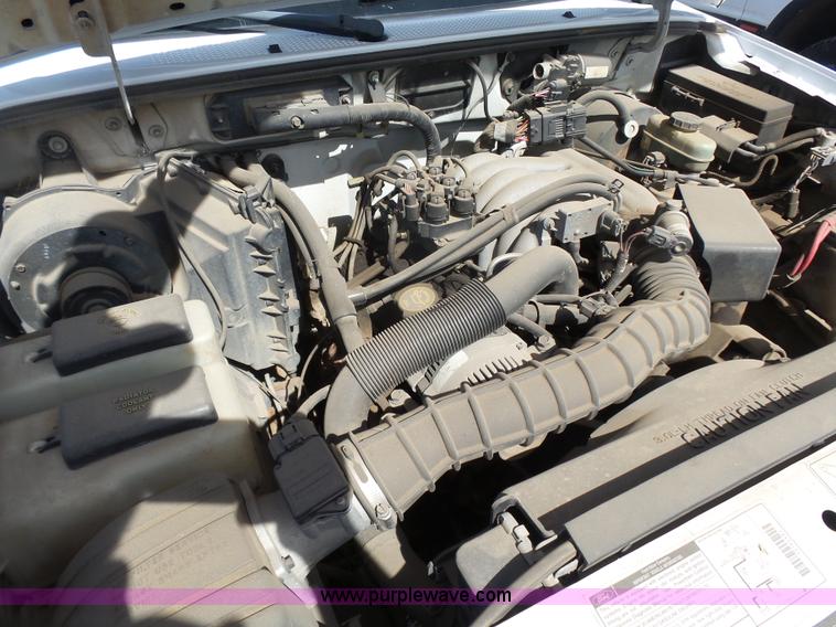 image for item L7345 1998 Ford Ranger pickup truck