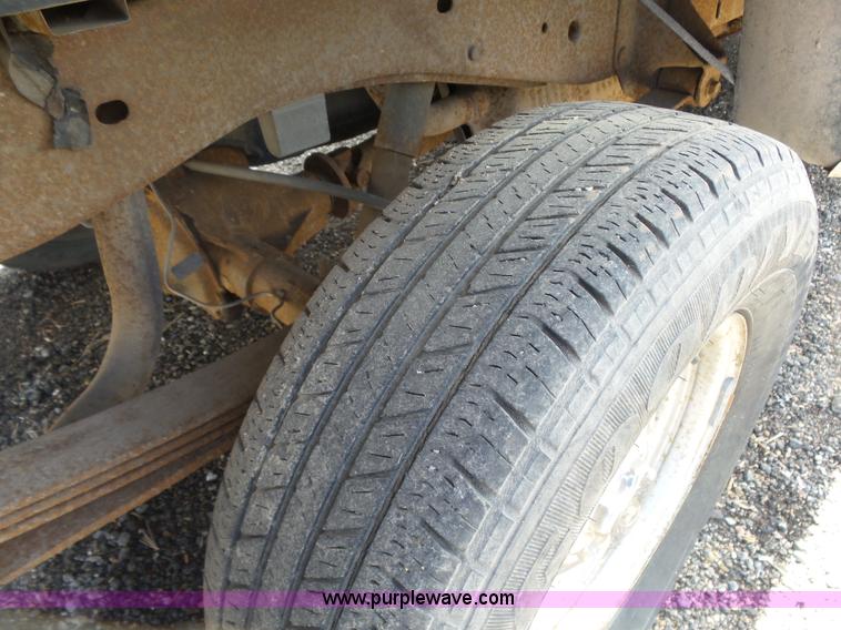 image for item L7345 1998 Ford Ranger pickup truck