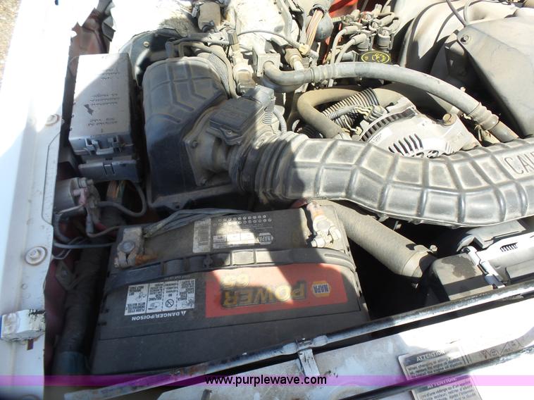 image for item L7346 1994 Ford Explorer Sport SUV