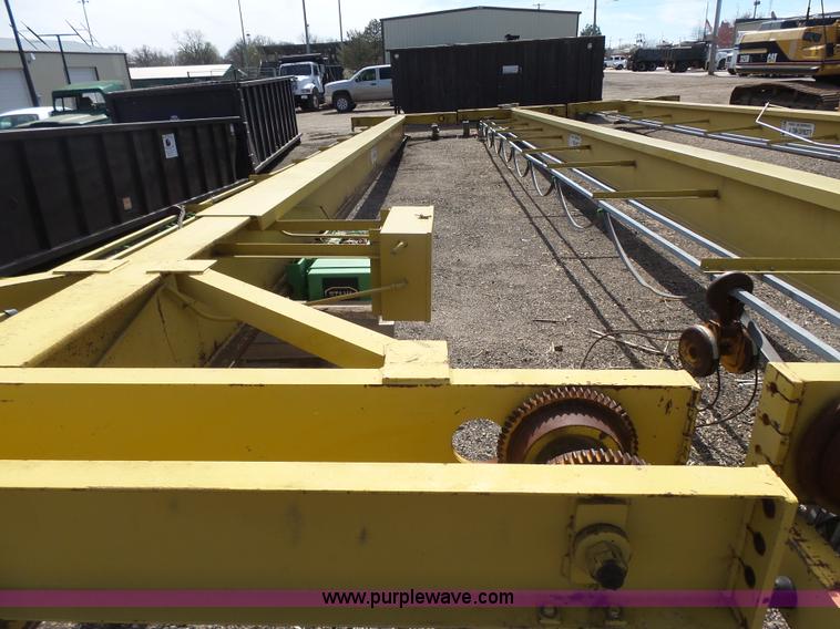 image for item L7349 1986 OMI overhead crane