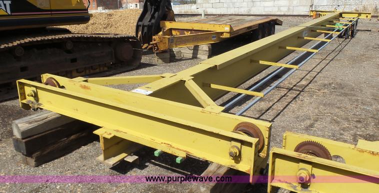 image for item L7351 1986 OMI overhead crane
