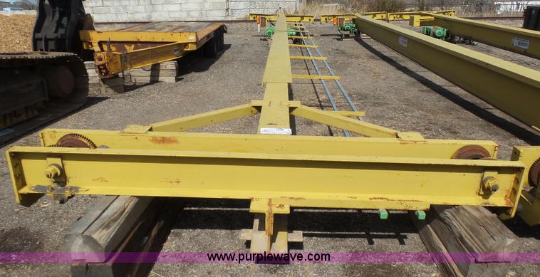 image for item L7351 1986 OMI overhead crane