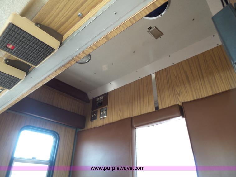 image for item L7354 1980 Ford Chateau Command vehicle