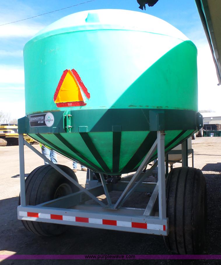 image for item L7356 Aeromaster WT1400 nurse tank