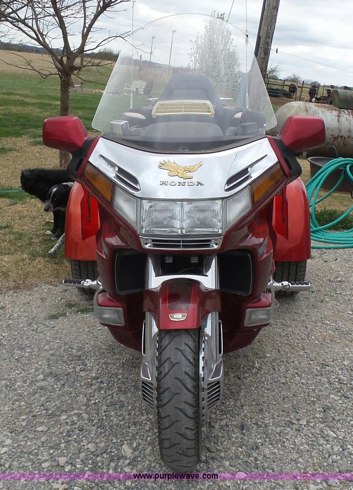 image for item L7359 1997 Honda Gold Wing GL1500SE trike motorcycle