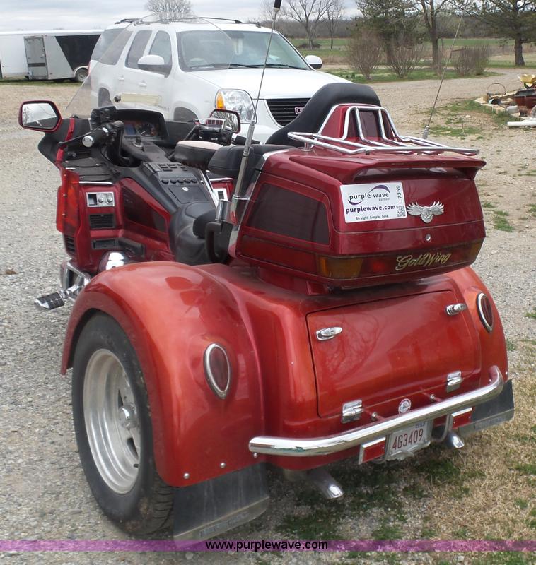 image for item L7359 1997 Honda Gold Wing GL1500SE trike motorcycle