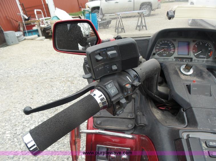 image for item L7359 1997 Honda Gold Wing GL1500SE trike motorcycle