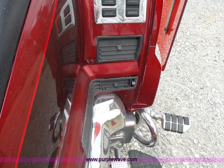 image for item L7359 1997 Honda Gold Wing GL1500SE trike motorcycle