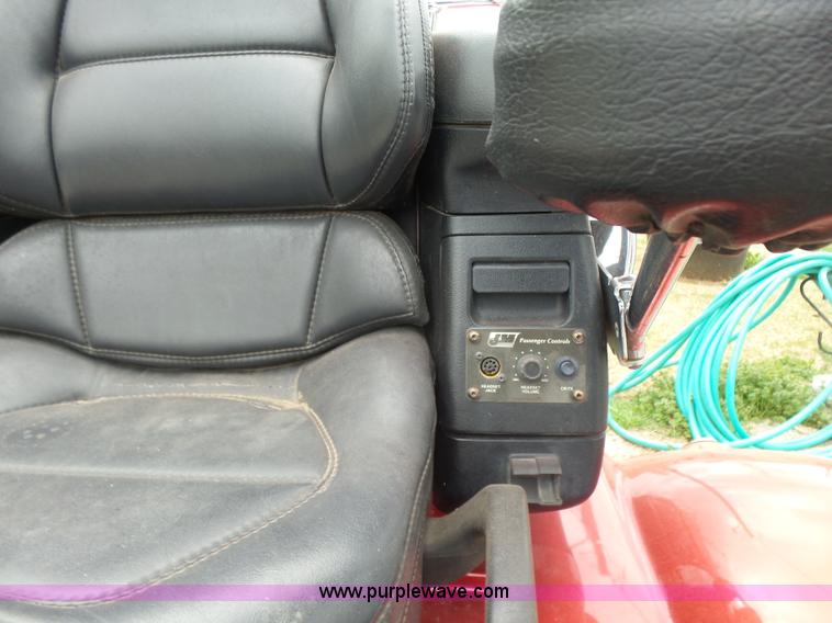 image for item L7359 1997 Honda Gold Wing GL1500SE trike motorcycle