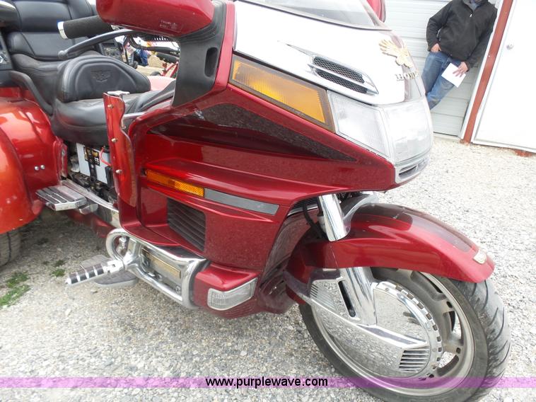 image for item L7359 1997 Honda Gold Wing GL1500SE trike motorcycle