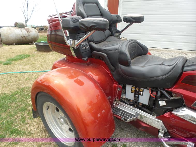 image for item L7359 1997 Honda Gold Wing GL1500SE trike motorcycle