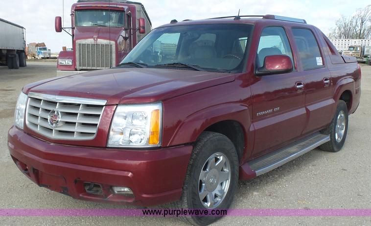 image for item L7365 2005 Cadillac Escalade EXT SUV