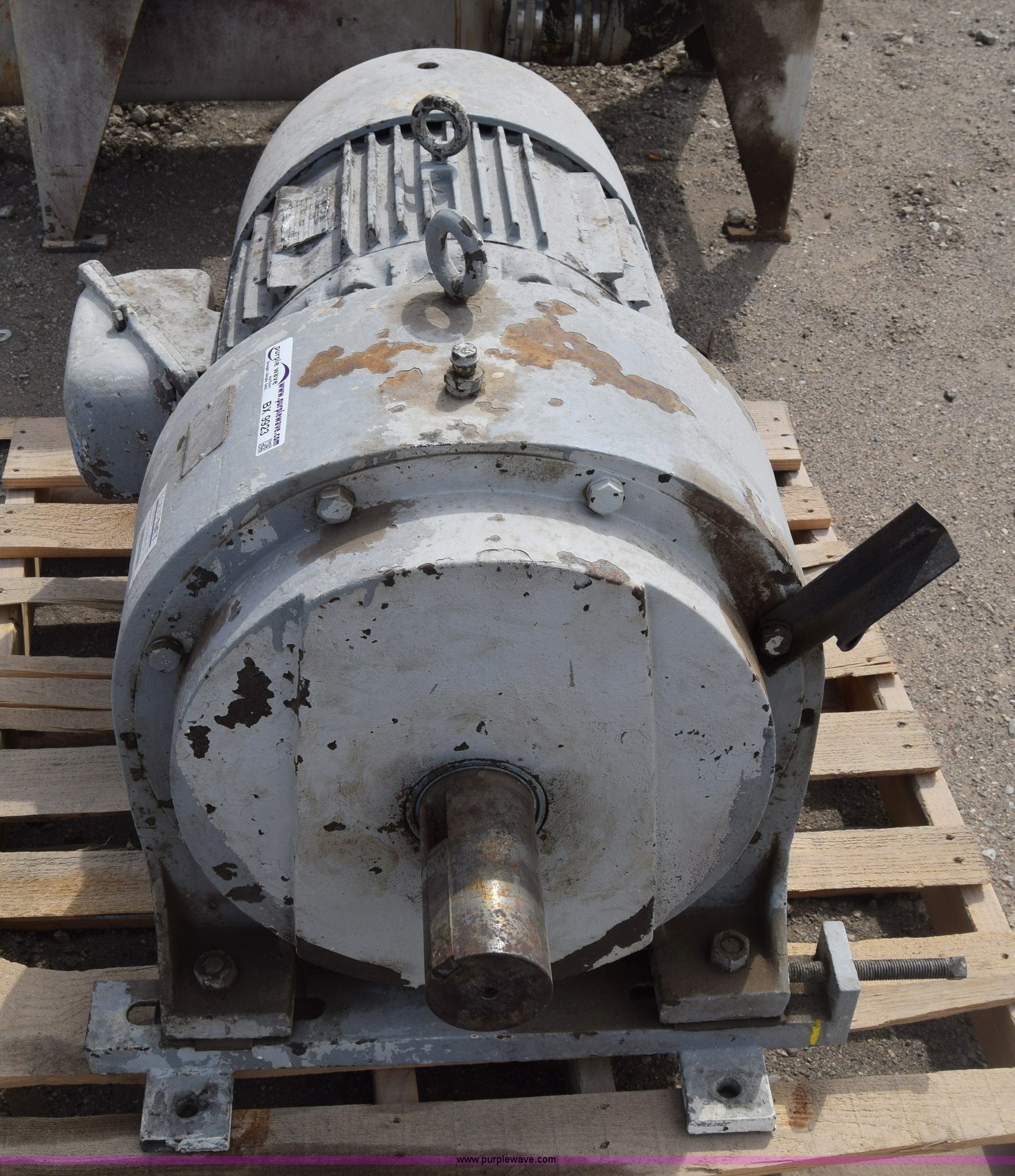 Ehrlich electric motor in Wichita, KS Item BX9923 sold Purple Wave