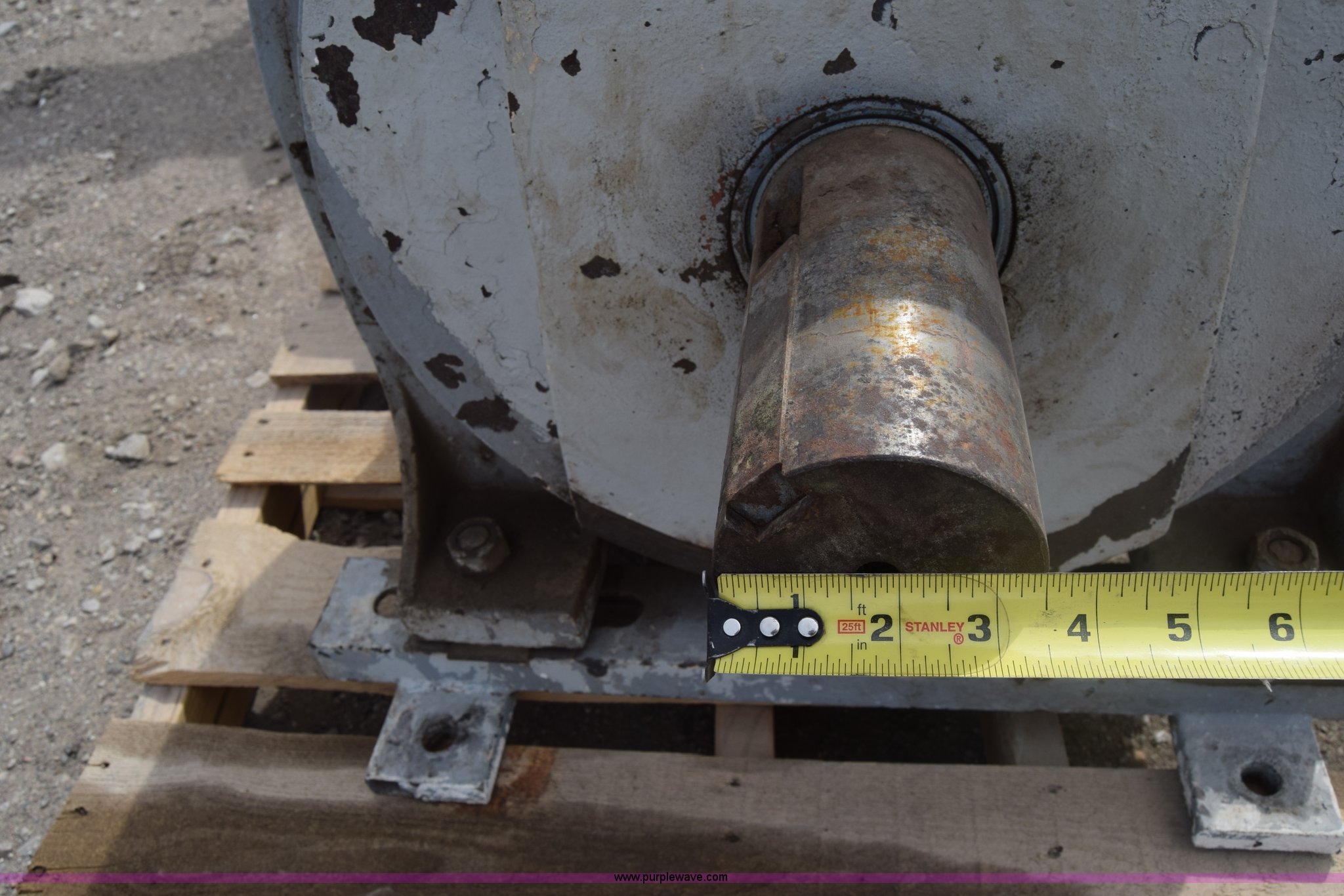 Ehrlich electric motor in Wichita, KS Item BX9923 sold Purple Wave