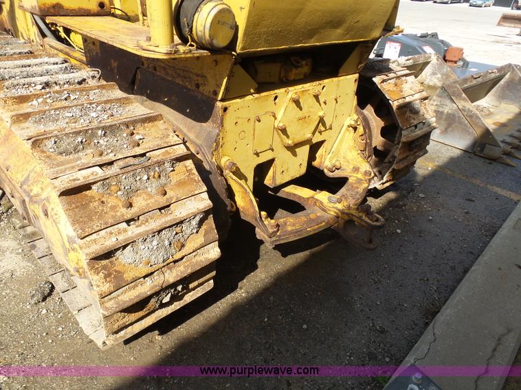 image for item BH9328 1954 Caterpillar D6 dozer