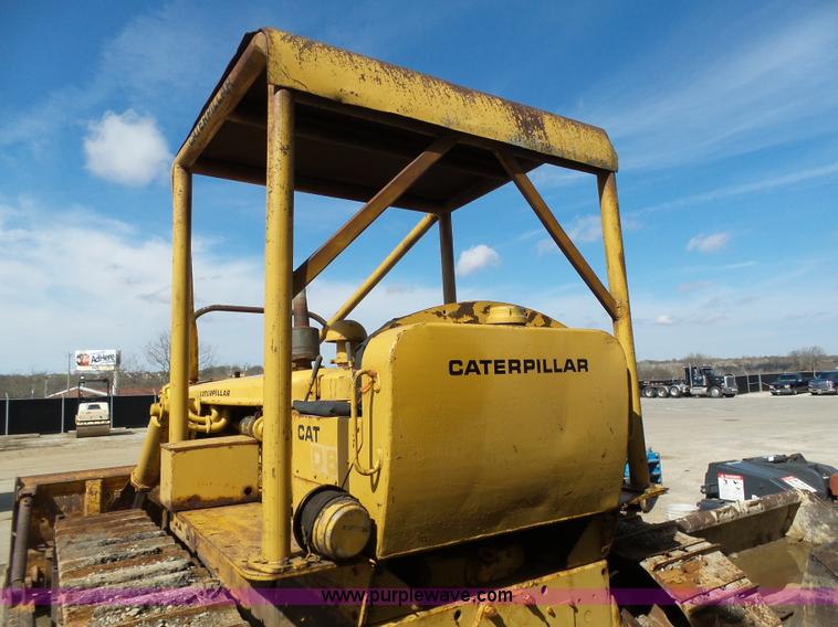 image for item BH9328 1954 Caterpillar D6 dozer